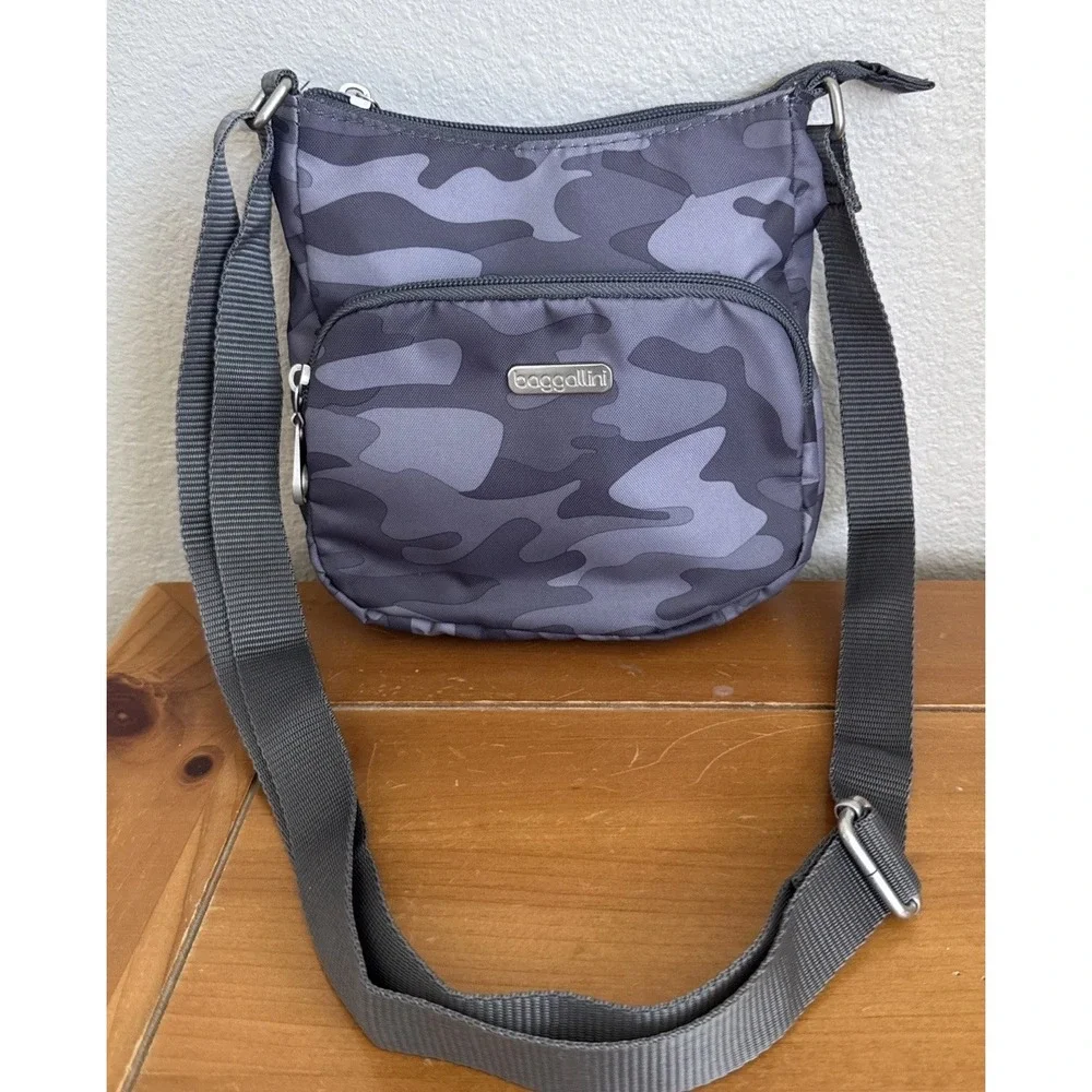 Baggallini Joey Bagg Dark Grey Camo Lightweight Water-Resistant Nylon Crossbody